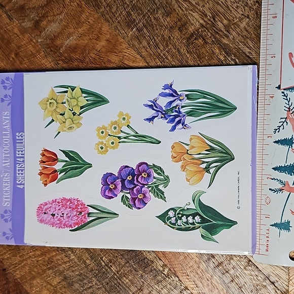 Hallmark flower stickers sealed - Picture 1 of 6